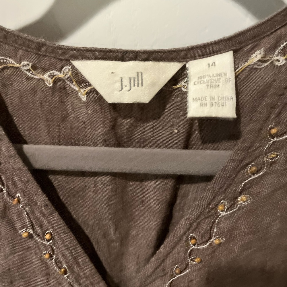 Linen Vintage J Jill Brown Sleeveless Blouse with Embroidery and Beads - Picture 3 of 5